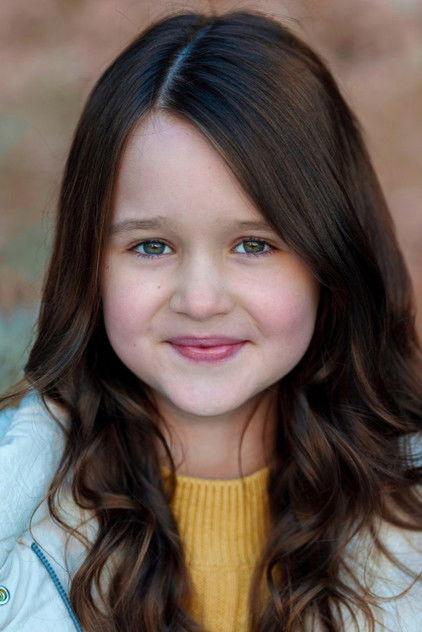 Molly Belle Wright - Actor Profile Photo