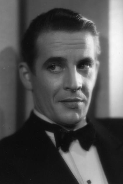 Pentti Saares - Actor Profile Photo