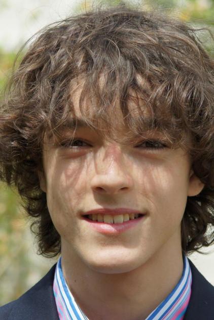 Quentin Grosset - Actor Profile Photo
