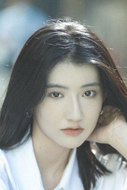 Yi Mina - Actor Profile Photo