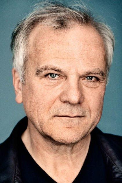 Bernhard Schütz - Actor Profile Photo