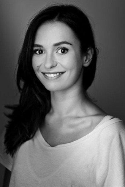 Anaïs Tellenne - Actor Profile Photo