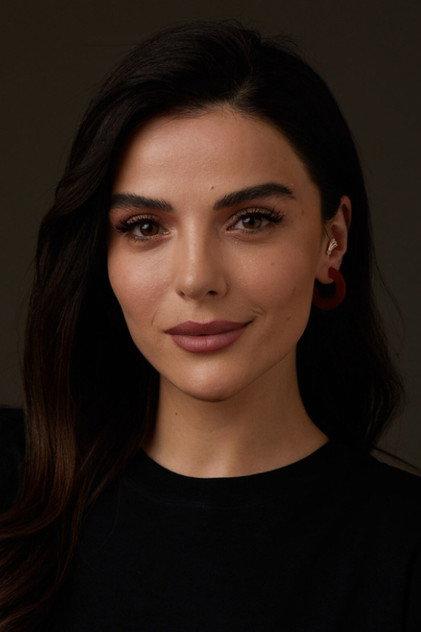 Sevtap Özaltun - Actor Profile Photo