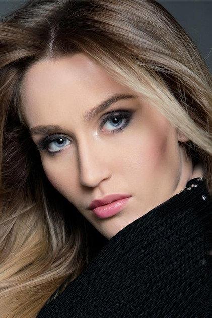 Gia De Sauvage - Actor Profile Photo