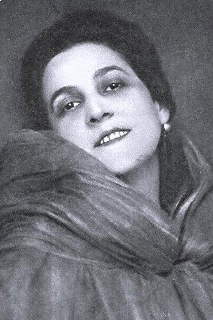 Else Berna - Actor Profile Photo