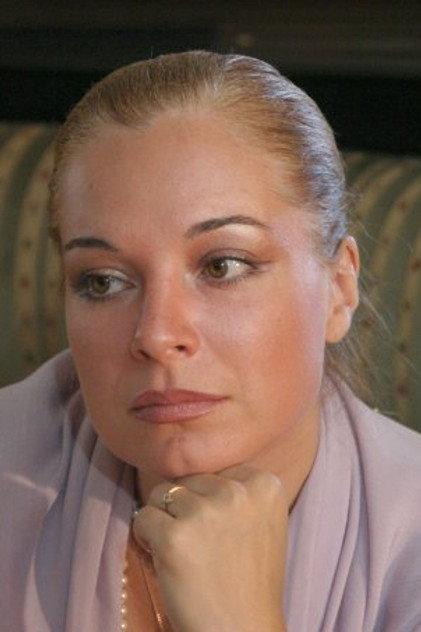 Ekaterina Ionas - Actor Profile Photo