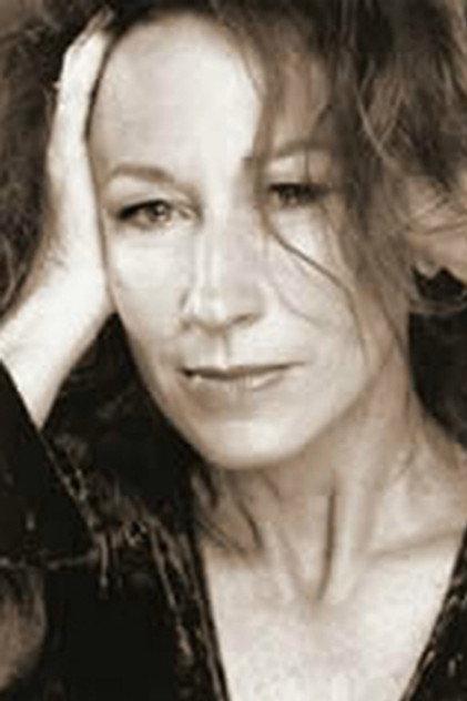 Carla Buzzanca - Actor Profile Photo