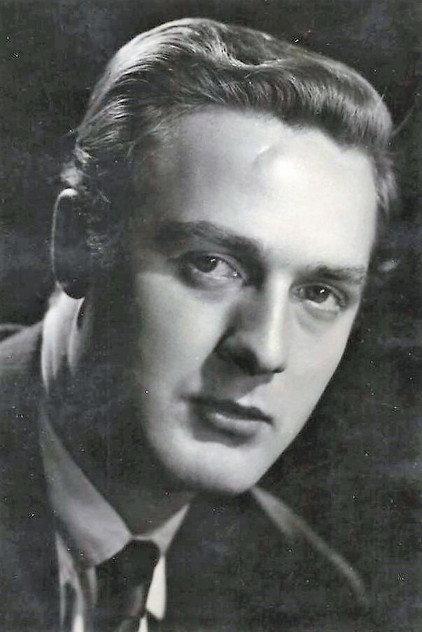 Mario Berriatúa - Actor Profile Photo