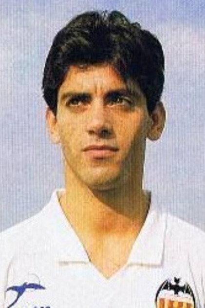 Quique Sánchez Flores - Actor Profile Photo