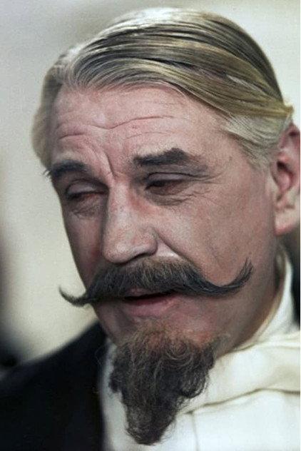 Aleksander Dzwonkowski - Actor Profile Photo