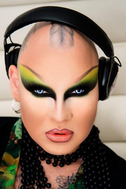 Nina Flowers - Actor Profile Photo