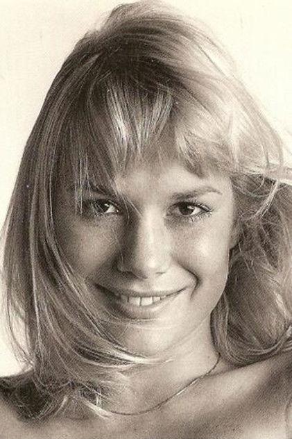 Monique van de Ven - Actor Profile Photo