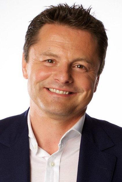 Chris Hollins - Actor Profile Photo
