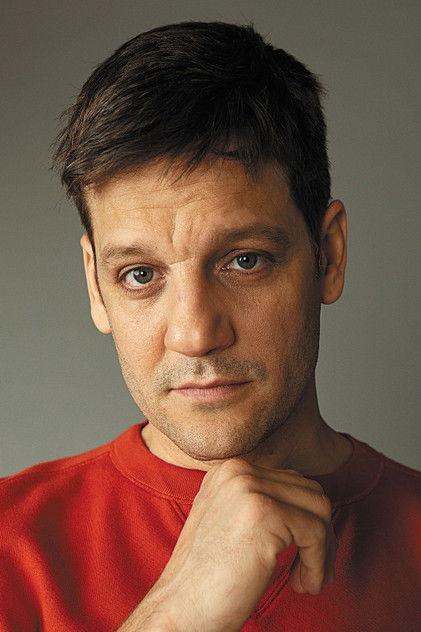 Rodrigo de la Serna - Actor Profile Photo