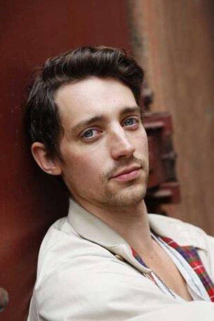 Adam Lundgren - Actor Profile Photo