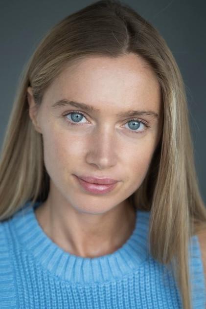 Anna Andrusenko - Actor Profile Photo