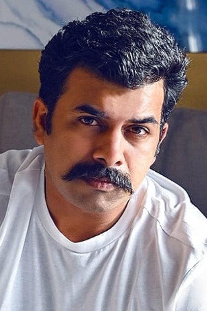 Sunny Wayne - Actor Profile Photo
