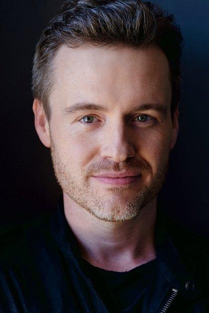 Jamie Thomas King - Actor Profile Photo