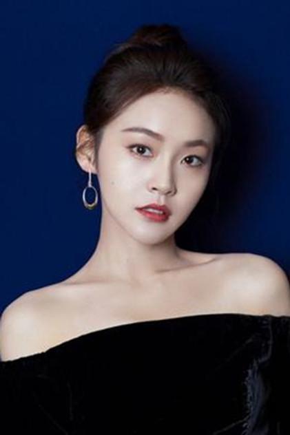 Karlina Zhang - Actor Profile Photo