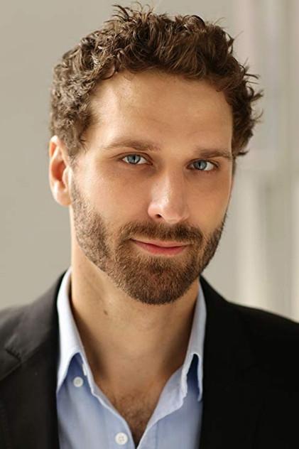 Grayson Powell - Actor Profile Photo