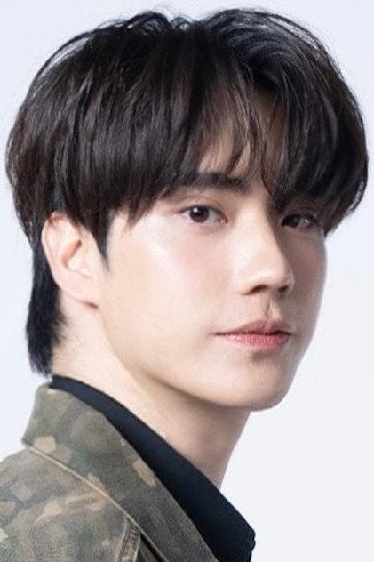 Thanapon Jarujitranon - Actor Profile Photo