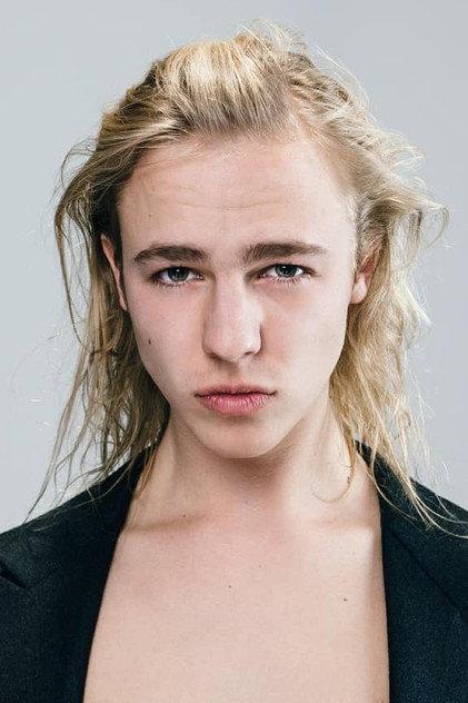 Louie Swain - Actor Profile Photo