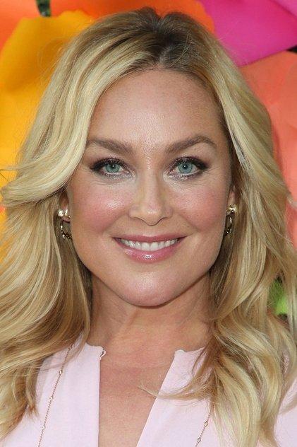 Elisabeth Röhm - Actor Profile Photo