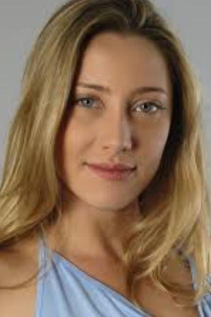 Vanessa Bueno - Actor Profile Photo