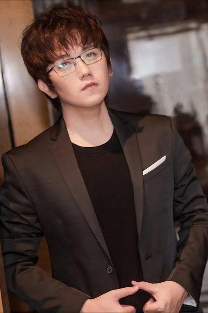 Jinwen Chen - Actor Profile Photo