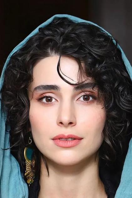 Laleh Marzban - Actor Profile Photo