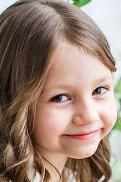 Alisa Tekucheva - Actor Profile Photo