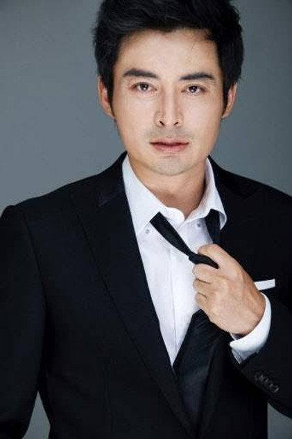 Lee Se-chang - Actor Profile Photo