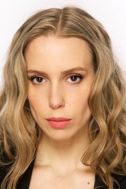 Mélanie St-Pierre - Actor Profile Photo