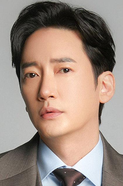 Lee Sang-bo - Actor Profile Photo