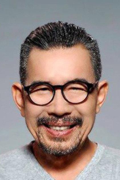Charat Fuengarom - Actor Profile Photo