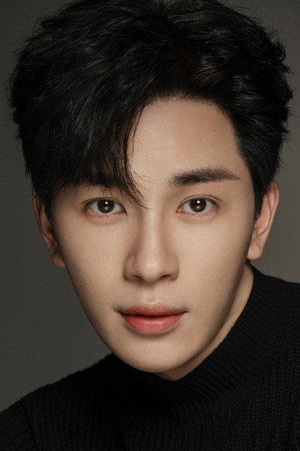 Yan Zixian - Actor Profile Photo