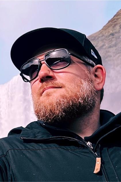 Simon Buckmaster - Actor Profile Photo
