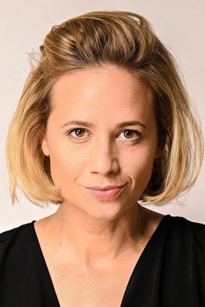Dagmar Bernhard - Actor Profile Photo
