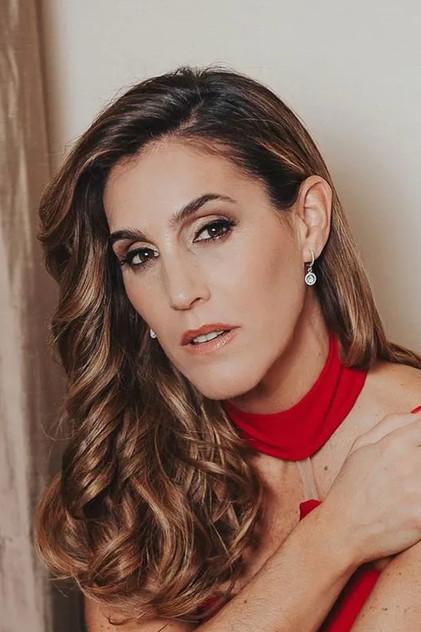 Soledad Pastorutti - Actor Profile Photo