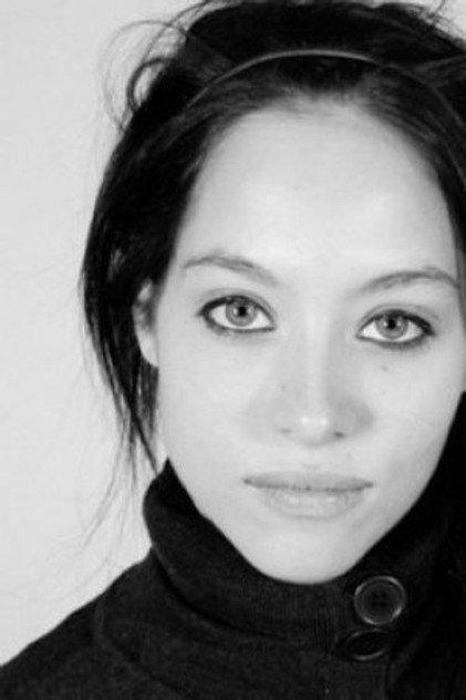 Liliana de Vries - Actor Profile Photo