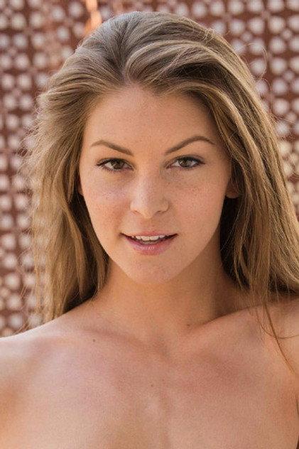 Tara Dane - Actor Profile Photo