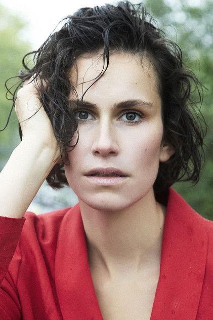 Saralisa Volm - Actor Profile Photo