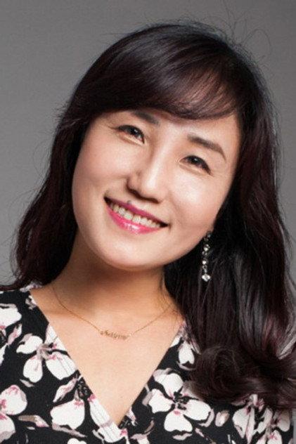 Jeon Sook-kyung - Actor Profile Photo