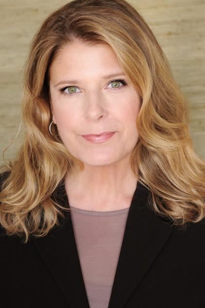 Alison La Placa - Actor Profile Photo