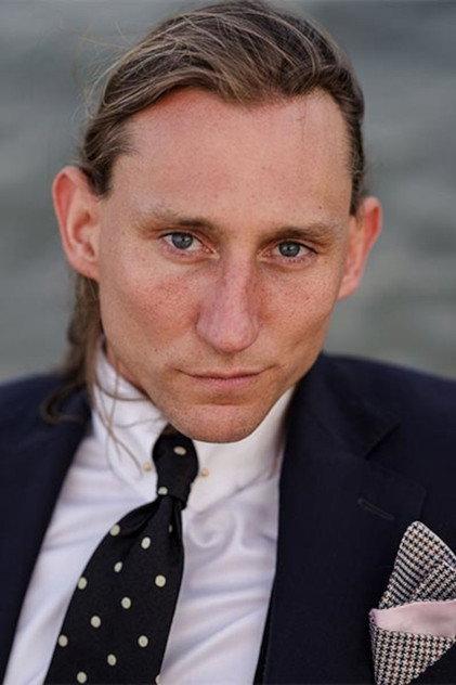 Liliom Lewald - Actor Profile Photo