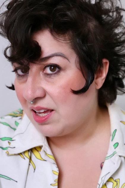 Vee DeOllos - Actor Profile Photo