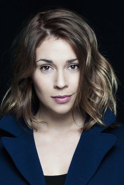 Alexandra Szucs - Actor Profile Photo