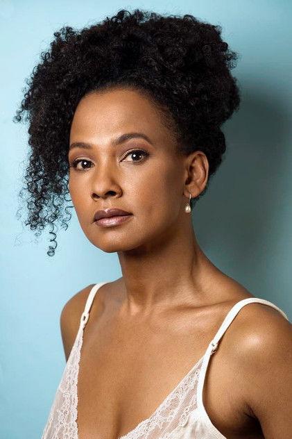 Indhira Serrano - Actor Profile Photo