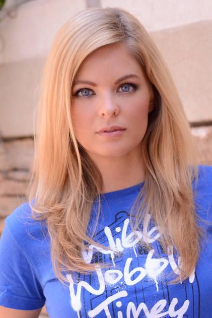 Hollie Winnard - Actor Profile Photo