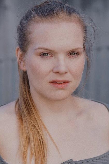 Corinna Pumm - Actor Profile Photo